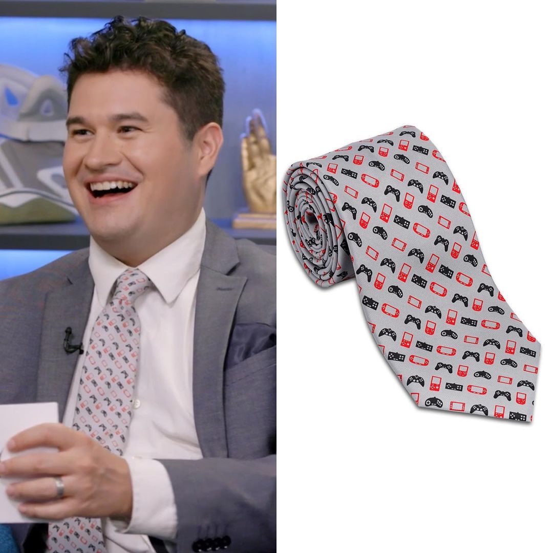d20closet's tweet photo. trapp wore the "video game controllers necktie" by @joshbachltd on episode 3 of the second season of um, actually. the tie is $64. #umactually @mikewtrapp https://t.co/rMbyYTvbA3
