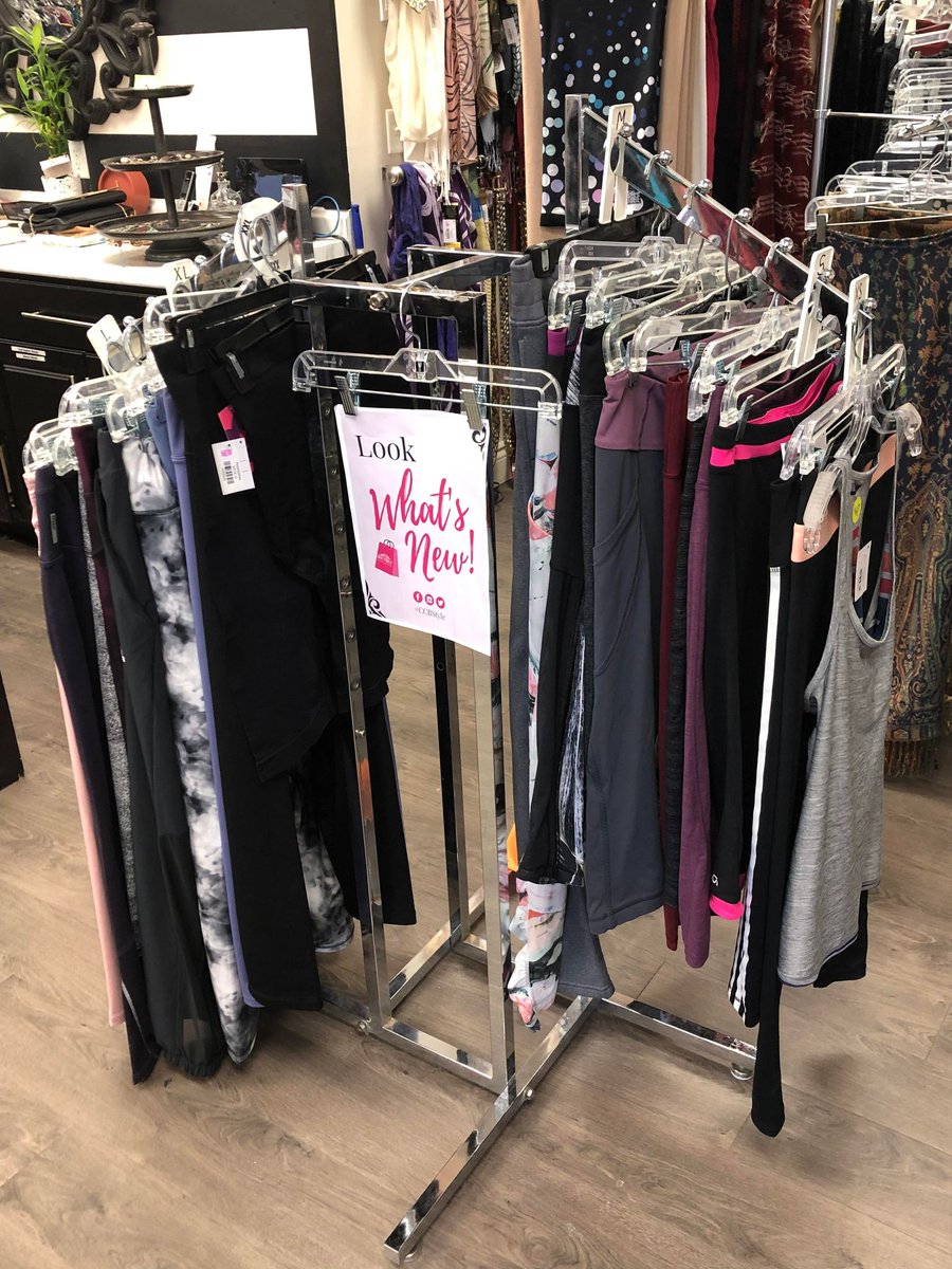 ClosetCoutureNV's tweet photo. New week, new items!

#ShopSaveSupport #CCBStyle #ShopBrantford https://t.co/9qzDdTdPl7