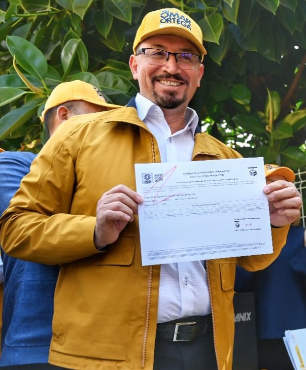 TomasOctaviano's tweet photo. Arropado por la Dirigencia Nacional y Estatal del PRD, Presidentes Municipales, Diputados Locales, Regidores, militantes y Zimpatizantes de nuestro Partido al Dip. Omar Ortega, en su Registro como Precandidato del PRD a la Gubernatura del Estado de México! https://t.co/O3CCGldOGM