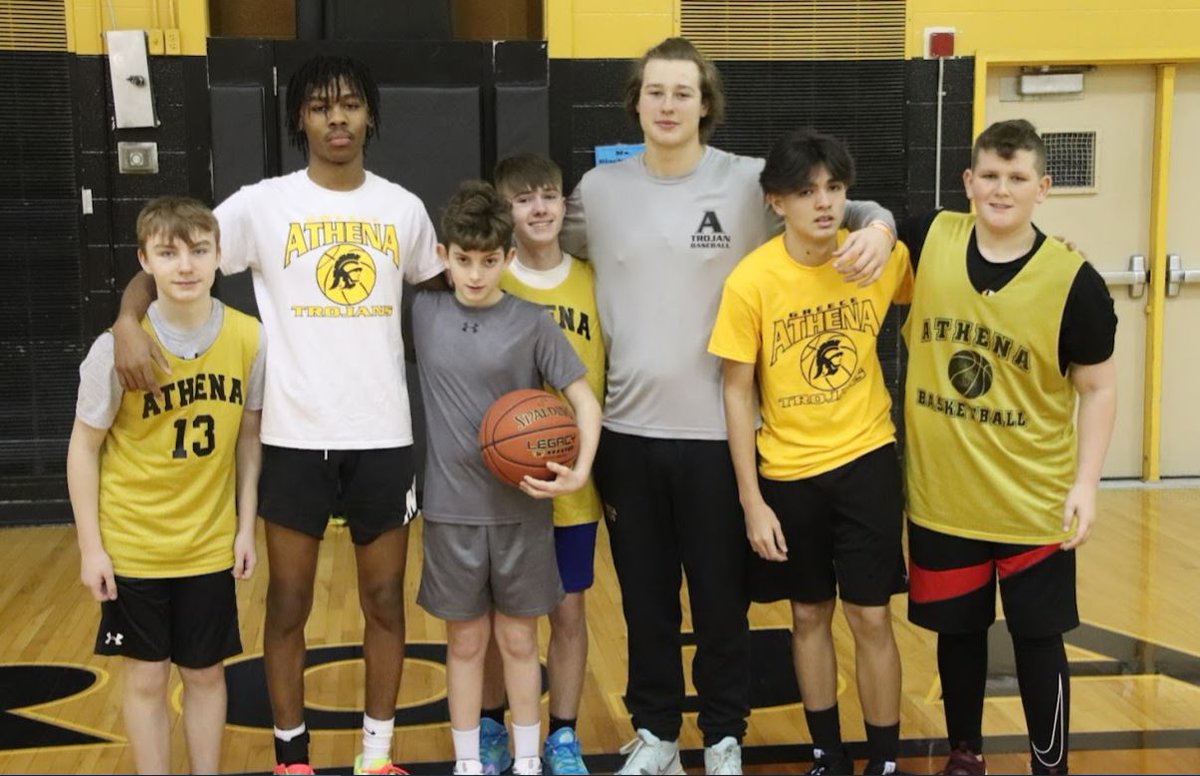 GAHSBoysHoops's tweet photo. Saturday, we held a "Program Practice."  This event comprised our Mod B's, Mod A, JV and Varsity Teams together.  This was an outstanding practice and all of the student-athletes thoroughly enjoyed themselves.
(Photos by Coach Frisa)
@AthenaHigh @GreeceAthenaMS @coachsetz https://t.co/kL6ceavSEB
