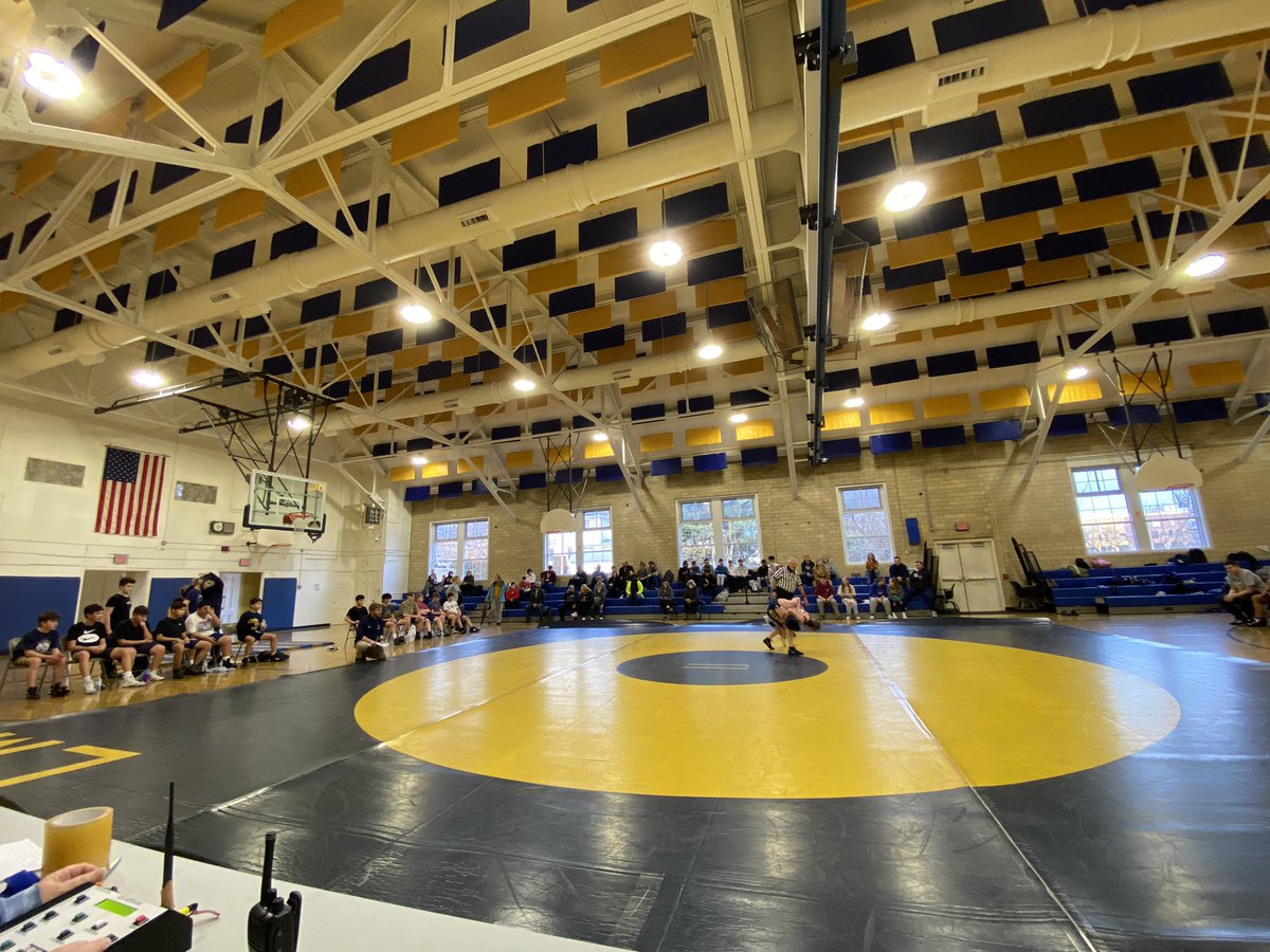 The battle of the Morelands. LM v UM in the Valley. Go Lions!
<a href="/LMTSDAthletics/">Lower Moreland Athletics</a> <a href="/LMTSD_MAS/">Murray Avenue School</a> <a href="/MrDunnHPE/">Jesse Dunn</a>