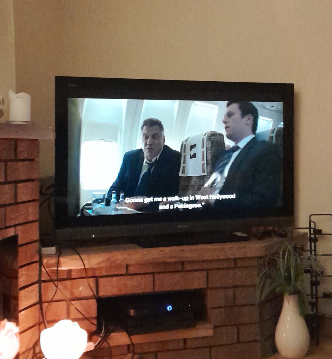 mancunianchild's tweet photo. Guess what I'm watching again @netflix #DavidFincher @HoltMcCallany @CameronBrittonH @sonnyvalicenti @dailyjgroff my fave episode of @MINDHUNTER_ S1!!! I love #billtench #holdenford & the #edkemper portrayal https://t.co/UdCj4OZHyD