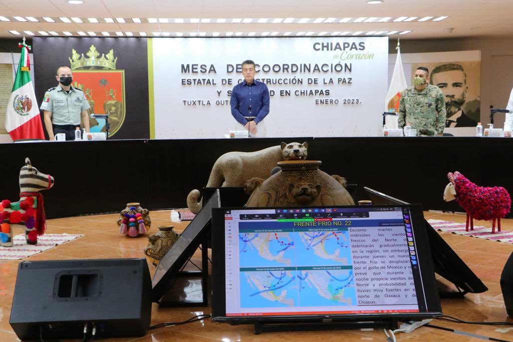 RutilioEscandon's tweet photo. Todos los días las autoridades de los tres órdenes de Gobierno, creamos y evaluamos acciones en las #MesasDeSeguridad, con el objetivo de abonar a la paz y la seguridad en el estado. https://t.co/W43MqxYjOG