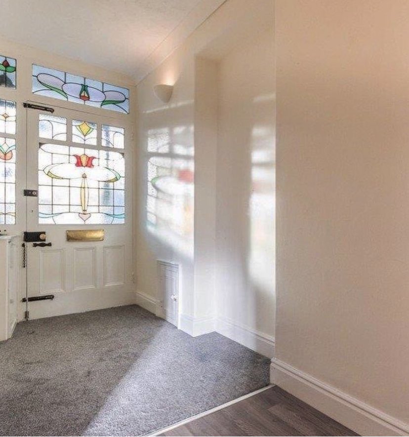 Amazing features from our recently reduced property on Gillingate! Call our team to enquire ☎️😍

#Sales #gillingate #features #Periodproperty #Kendal #Southlakes #Cumbria #Callus #Newproperty