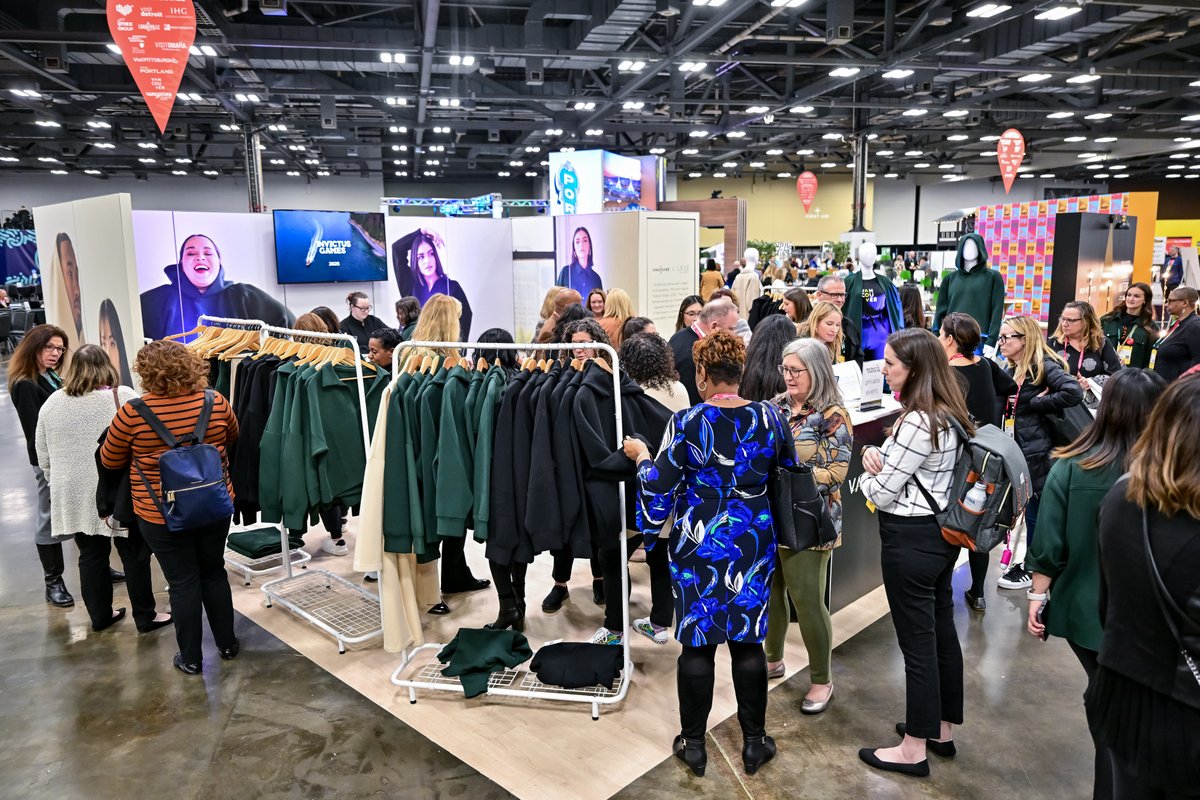 Lezé's eco-friendly, workleisure clothing is like nothing you've worn before. The only way to ﬁnd out is to experience it for yourselves. Come by our booth in the University District. 

#PCMA23 #PCMACL