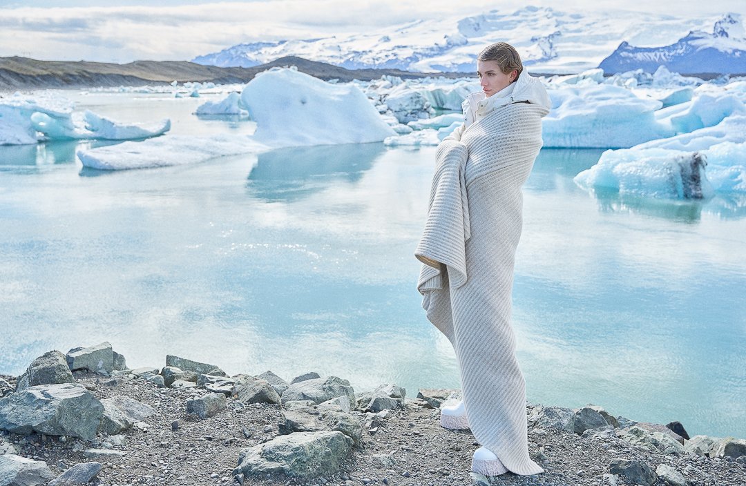 fasheditorial's tweet image. Norbert Baeres for #Vogue Arabia with Barbara Majder #FashionPhotographer #FashionStylist #Stylist #Photography fashioneditorials.com/norbert-baeres…