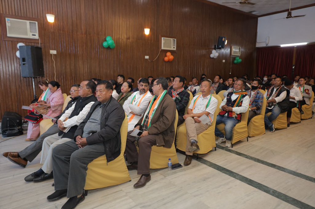 gkzhimomi's tweet photo. Attended Congress Leadership Meeting organised by @INCNagaland today at Dimapur which was held in the august presence of Sh @MukulWasnik, Sh #FranciscoSardinha @MohanPrakashINC @DrJayakumarMP @SanjaySDutt @RanajitSpeaks @kewekhapetherie @klchishi https://t.co/wTYI7beO1e