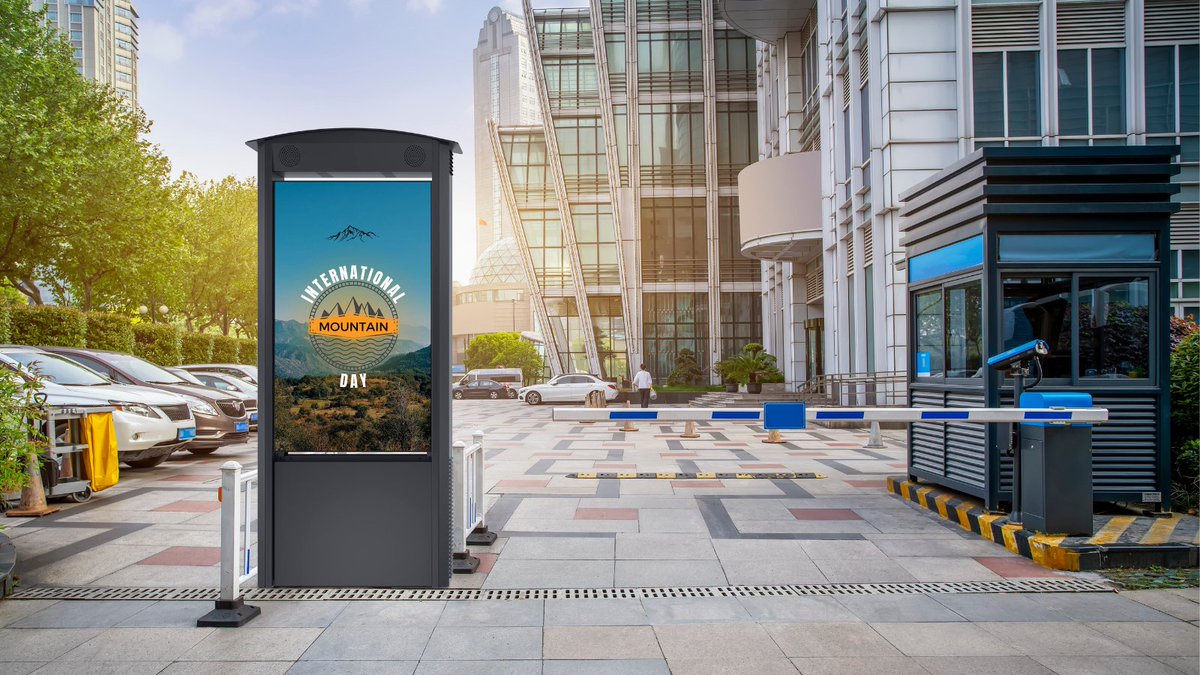 PeerlessAV's tweet photo. Looking for a reliable solution to quickly and remotely display any type of digital signage? The Smart City Kiosk offers a resilient, approachable, and high-definition solution!

Take a look for yourself now → https://t.co/MbtbOpT0rs

 #AVTweeps #proAV #digitalsignage #DOOH https://t.co/hyewOKD7KF