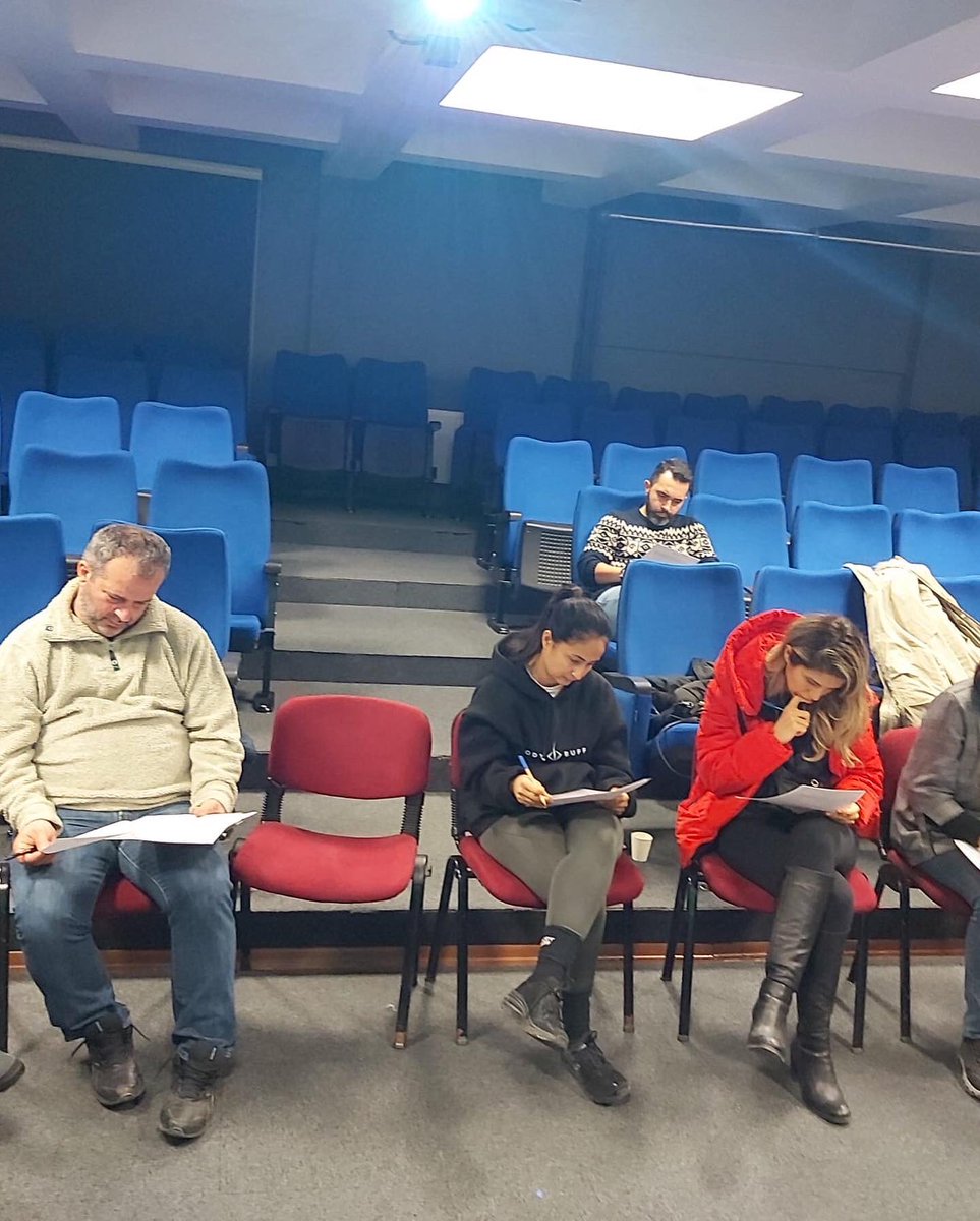 istanbulbilsem1's tweet photo. Psikolojik Danışmanımız Hatice Uçgun öncülüğünde Ebeveyn Eğitim programı 4. Oturumu tamamlandı. Bu oturumda velilerimizle "Akran ilişkileri ve empati" konu başlıkları çalışıldı.🎊

#ailelerokulda

@BilsemMeb @mramazanbarin @cemalozdemir1 @ismail_gunday @AtasehirMEM https://t.co/QskLEExmmJ