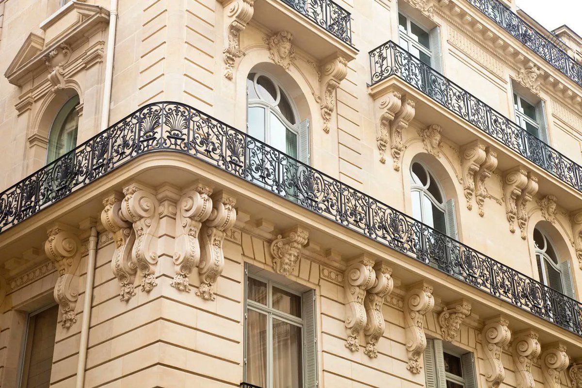 ParisArtDeVivre's tweet photo. [ #RealEstate in #Parid ] 🏡
In the #cityoflight, high-end #properties have sold at amazing prices in 2022. 📈
The market is still looking good for #luxuryrealestate and has become rather stable for homes under 3 million euros.
https://t.co/olnZELSWYk @actufr https://t.co/AcZXGalmZX
