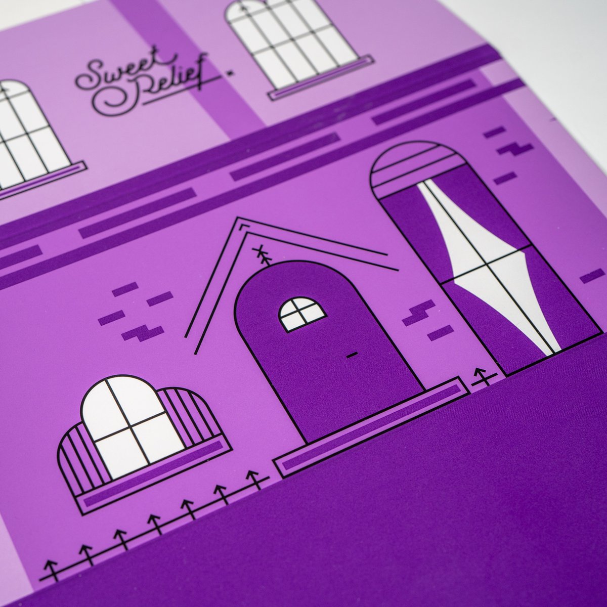 Rayacom's tweet photo. Our new bakery boxes with a house shape are here and they are too cute! These unique boxes are perfect for any home-style bakery. The printing quality is top-notch, with vibrant colours and clean lines. Order today and make your bakery stand out.#bakery #boxes #printing #quality https://t.co/VrlVTkXEQZ