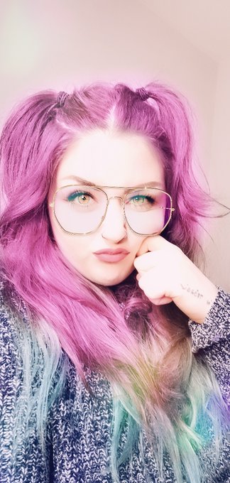 Just to give a personal life update - My Makeup buiz is going so well! I'm getting to put more and more<a href="/tag/manyvids"class="tags"><span>#manyvids</span></a>