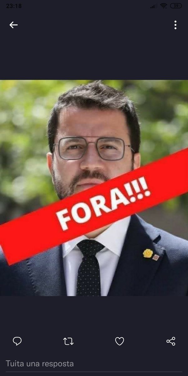 MargaXrepublica's tweet photo. Una pregunta,
no seria millor fer una manifestació a les portes de la Generalitat,
fins a aconseguir fer fora aquest miserable paràsit??
🔥🔥🔥🔥🔥🔥 https://t.co/bByEeaOtnw
