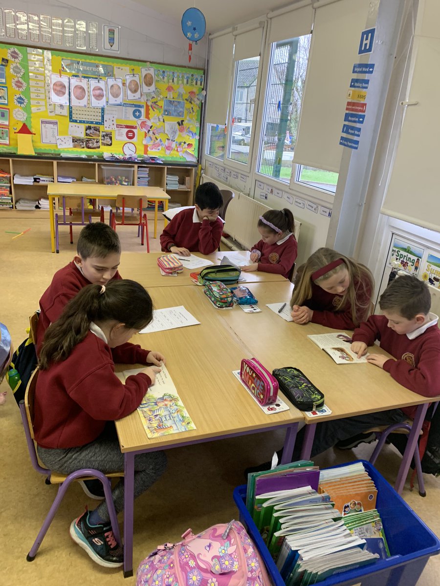 ClonlaraNS's tweet photo. Our 5th class and 1st class children started ‘peer reading’ today. The children did some great reading and made a new friend at the same time. We are already looking forward to meeting our reading buddies again on Thursday! #peerreading #literacyintervention #neps https://t.co/EwKiKZDdTJ