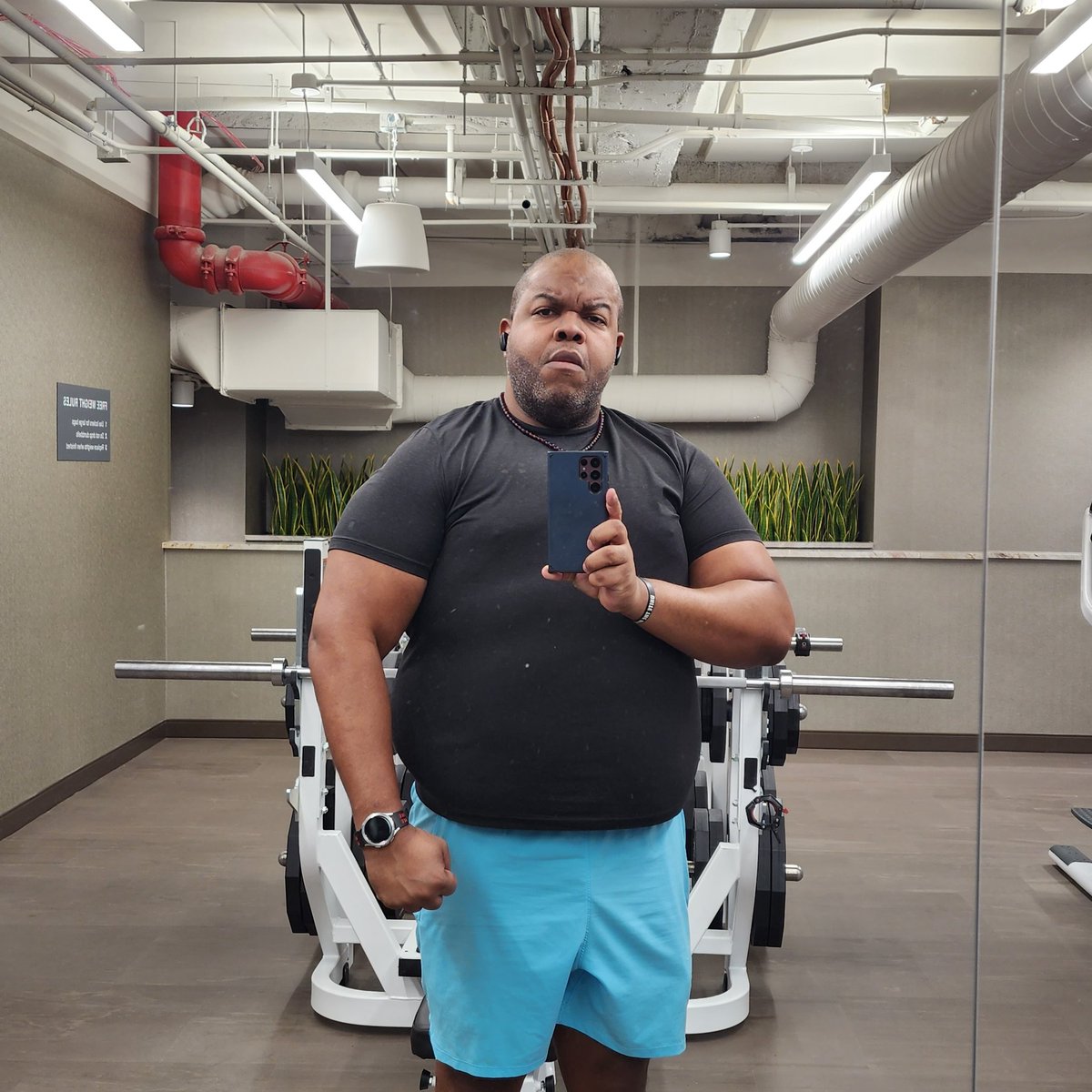 IsaiahLCarter's tweet photo. Embracing white supremacy and oppression, one lift at a time
#gains #ProudFatphobe #TheVault #OneWallStreet #soccerprep #NYC https://t.co/a5hKi0R0Y6