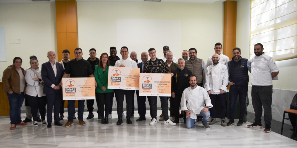 jatirado_oc's tweet photo. #España #CastillaLaMancha José Javier Chozas (Finca Akera), de Sonseca, representará a la provincia de Toledo en Madrid Fusión https://t.co/U5kxI5vkjQ https://t.co/Nis3U9l4iP