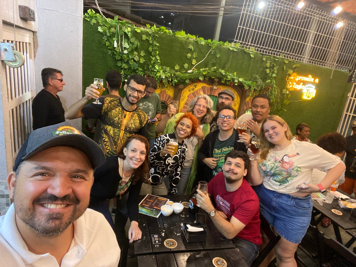 Toca_RJ's tweet photo. 🍻 Registro do nosso #tolkienbirthdaytoast de ontem! Começando o ano com o pé direito na companhia de nossos queridos amigos!
.
#tolkien #jrrtolkien #tolkientoast #tolkiensociety #thelordoftherings #lotr #osenhordosaneis #sda #senhordosaneis #thehobbit #hobbit #tolkientoast2023 https://t.co/pMlcEKqvRt