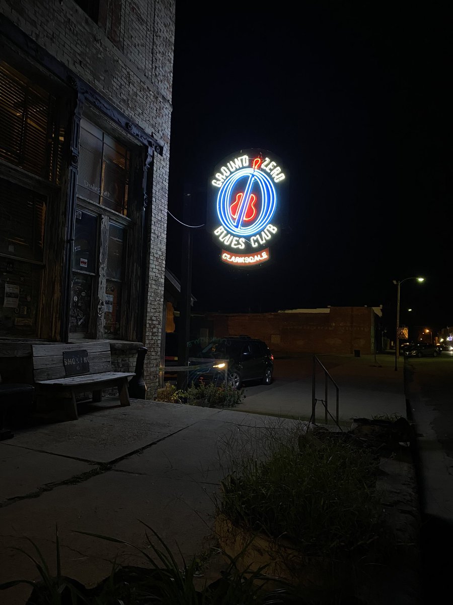 @bluesflashbacks tweet media