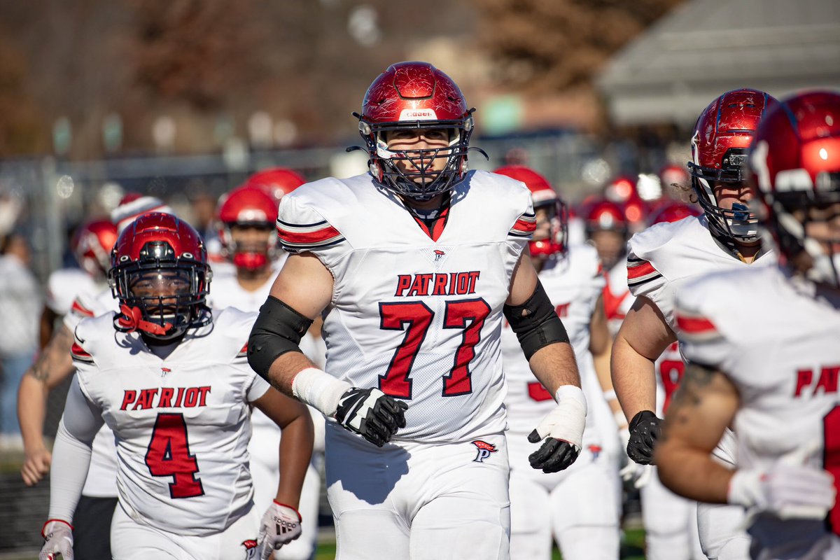 ColeSurber77's tweet image. I am blessed to have been named 1st Team All-State Offensive Linemen! Thank you to all my coaches and teammates who have been there along side me, I am forever grateful. #gohoos #UVAStrong 

@O51truck @FinnertySean @c4_training @Jay_Guillermo57 @JoeyOrck @PatriotHS_FB
