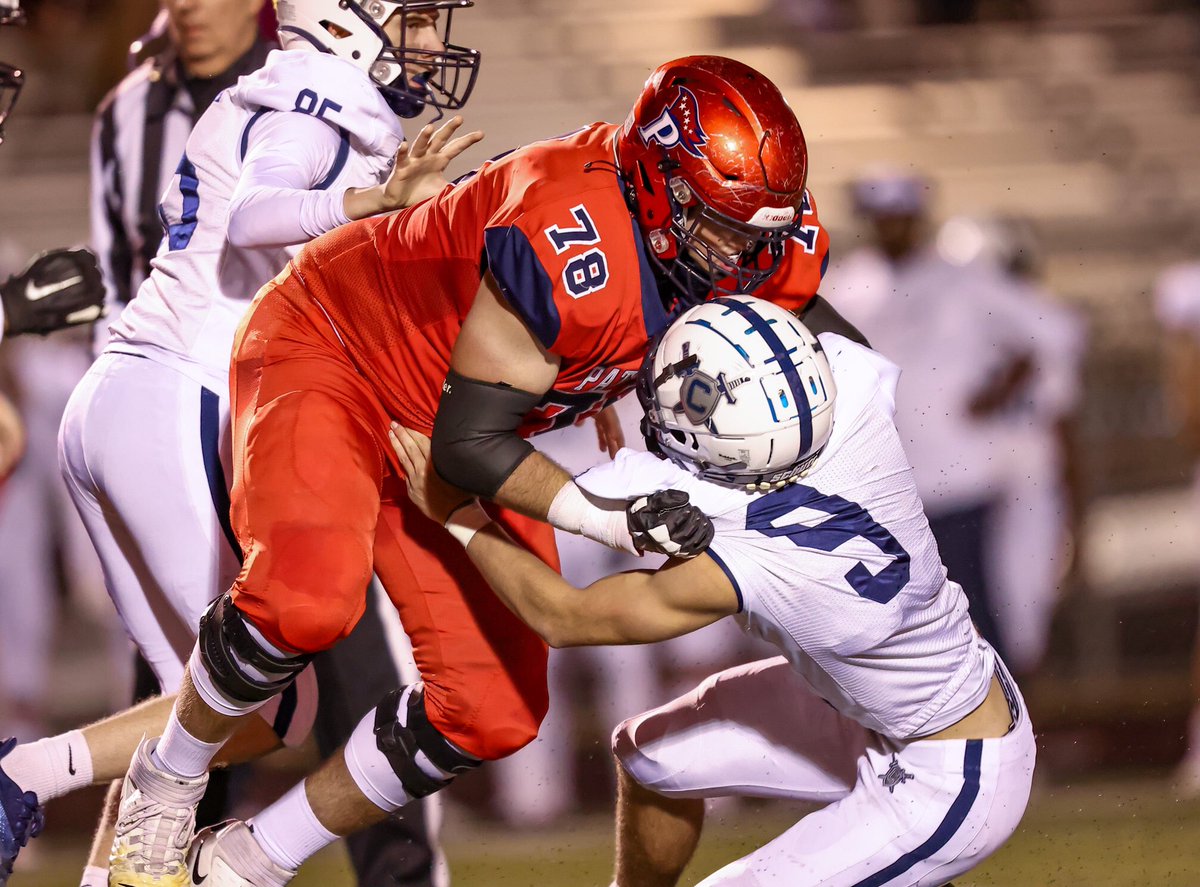 ColeSurber77's tweet image. I am blessed to have been named 1st Team All-State Offensive Linemen! Thank you to all my coaches and teammates who have been there along side me, I am forever grateful. #gohoos #UVAStrong 

@O51truck @FinnertySean @c4_training @Jay_Guillermo57 @JoeyOrck @PatriotHS_FB