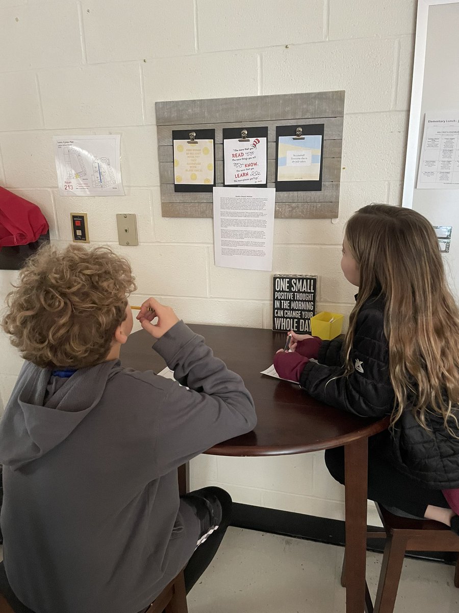 dcollinsela's tweet photo. Yesterdays, to introduce our new argumentative text unit, students did a gallery walk! They analyzed ads and petitions to identify their claims and evidence. #cheetahpride #WEareLakota https://t.co/V28dDSZi0T