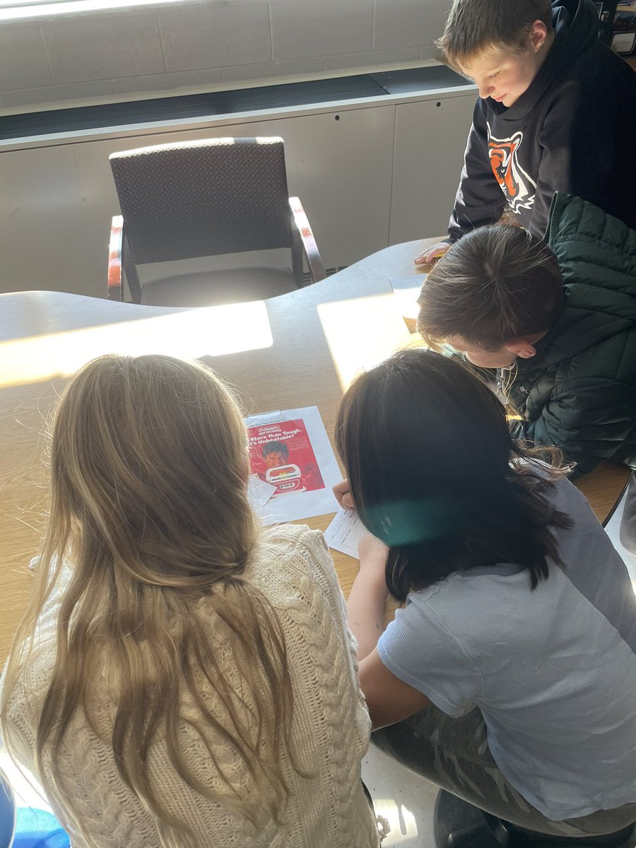 Yesterdays, to introduce our new argumentative text unit, students did a gallery walk! They analyzed ads and petitions to identify their claims and evidence. #cheetahpride #WEareLakota