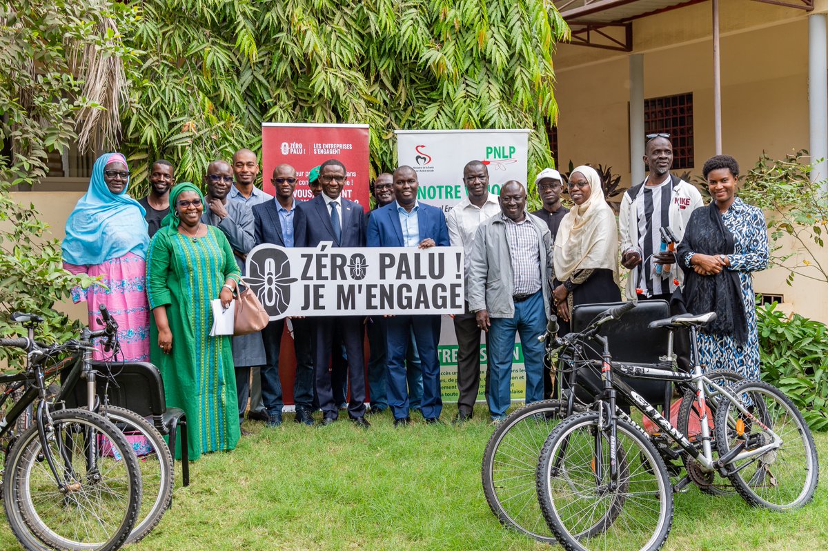 SpeakUpAfrica1's tweet photo. Au #Sénégal, le groupe ICONS offre 30 vélos au Programme national de lutte contre le paludisme pour faciliter le déplacement des dispensateurs de soins à domicile dans la région de Kolda, un geste fort pour accélérer l'élimination du paludisme !
 #ZeroPaluLesEntreprisesSengagent https://t.co/OZqmgaNBER
