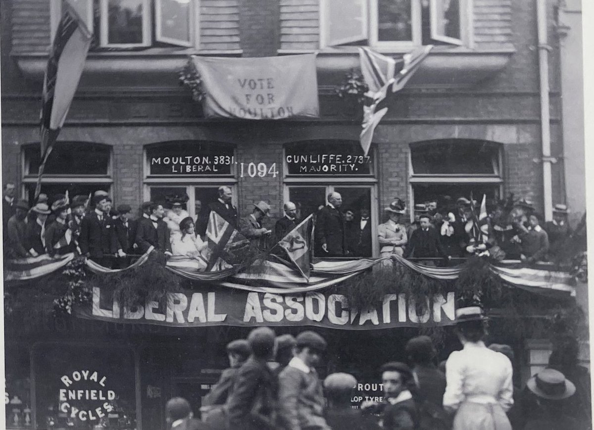 PlaceArchLtd's tweet photo. Last year we discovered this photo of our offices from 1902.

Northgate Studios was designed by Launceston architect Otho Peter in 1897. 

This image shows John Moulton (later Baron Moulton) addressing the crowds from the balcony after being returned as Liberal MP for Launceston. https://t.co/yIvvt1oSdo