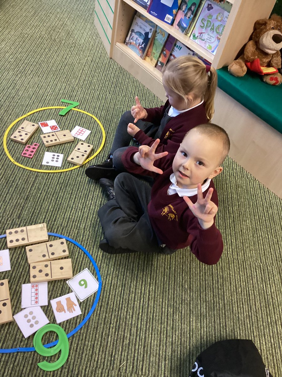 AllSaintsTraff's tweet photo. Super thinking in our maths activities today #subitising #numbertalks #showmeanotherway #sorting #Receptionlife💪🏼🤩 https://t.co/YuyaBG5Vva
