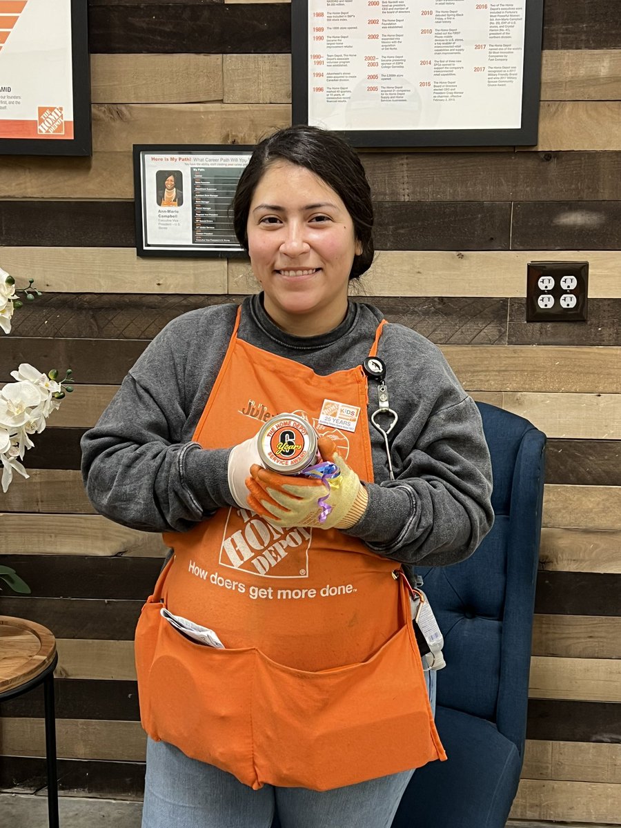 Happy 6 year Anniversary Juley🎉 Thank you for your hard work and dedication! <a href="/DianaSundermann/">Diana Sundermann</a> <a href="/Dalton8523/">Dalton8523</a>