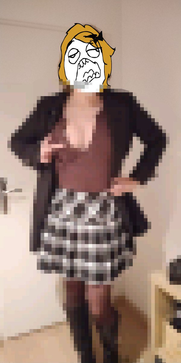 DelphineAldrine's tweet photo. Some people asked for full body shoot, i'm doing my best has i discover that i can be sexy now ;) #breastaugmentation rulez ! #retweet and get original version by DM ;) https://t.co/XWBp9fMqWU