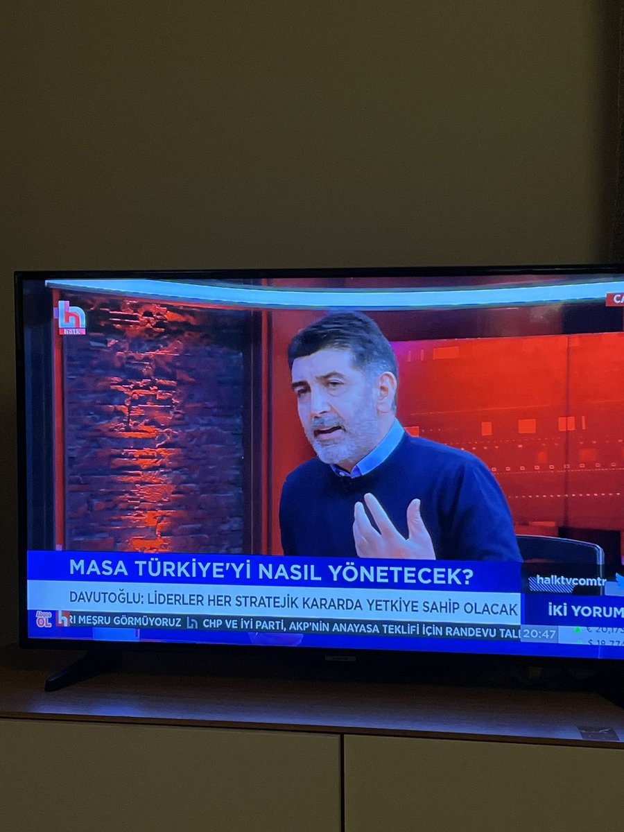 stephgorgeous0k's tweet photo. @acikcenk  hocam yanınıza döner mi taktınız ? Yoksa ben rejimdeyim diye mi öyle görüyorum 😄 https://t.co/HzkDG72rKo
