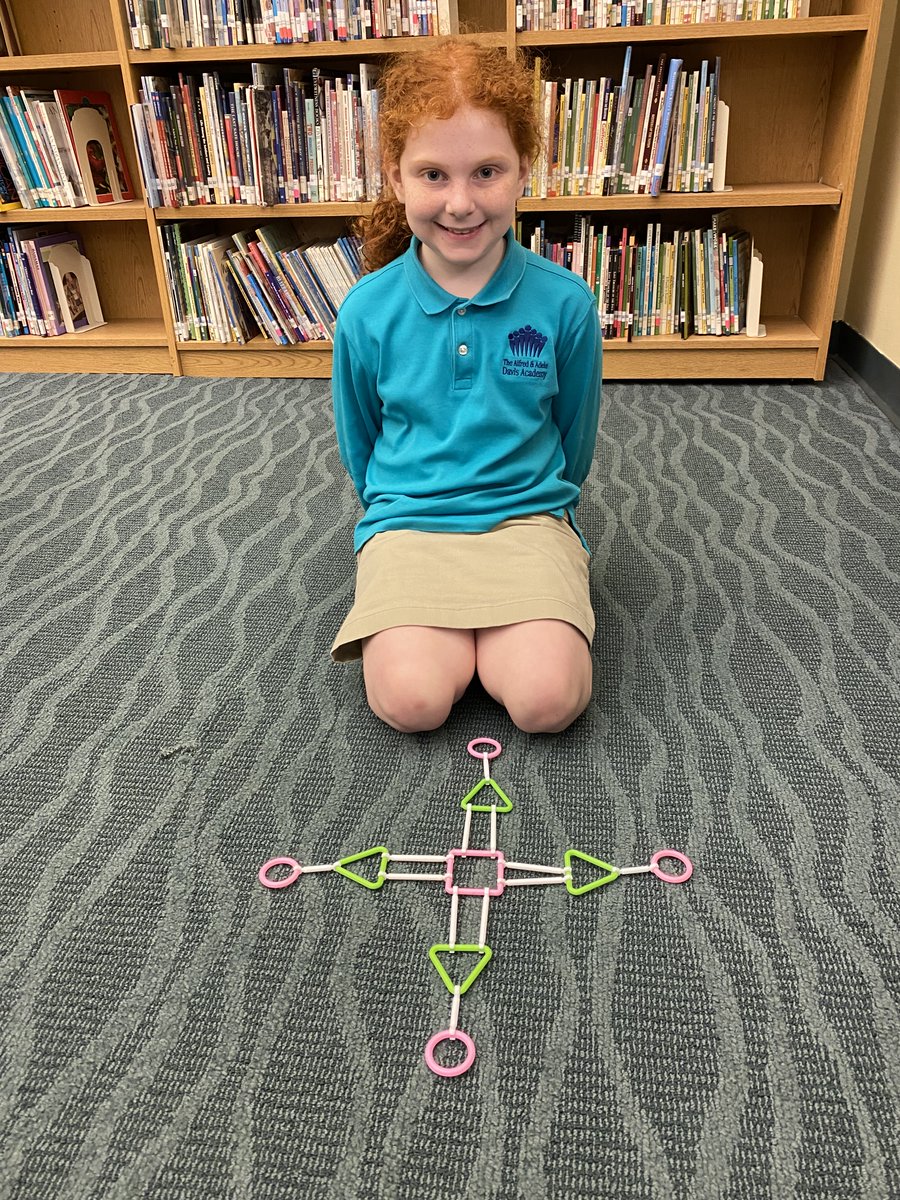 GaTechLibrarian's tweet image. Fiddle stick snowflakes after learning about Snowflake Bentley by Jacqueline Briggs Martin #davis2