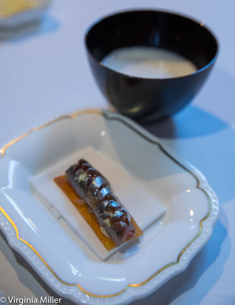 Virginia Miller (@theperfectspot) on Twitter photo At <a href="/TheWorlds50Best/">The World's 50 Best</a> <a href="/thecloveclub/">The Clove Club</a>:
The Sicilian-Californian in me lost it for ginger-chrysanthemum-soy Cornwall sardine sashimi on potato cracker over mayo & mustard + sardine broth with double cream & Craigellachie Scotch.
In my London <a href="/Medium/">Medium</a> guide:
bit.ly/3k8drR6 At <a href="/TheWorlds50Best/">The World's 50 Best</a> <a href="/thecloveclub/">The Clove Club</a>:
The Sicilian-Californian in me lost it for ginger-chrysanthemum-soy Cornwall sardine sashimi on potato cracker over mayo & mustard + sardine broth with double cream & Craigellachie Scotch.
In my London <a href="/Medium/">Medium</a> guide:
bit.ly/3k8drR6