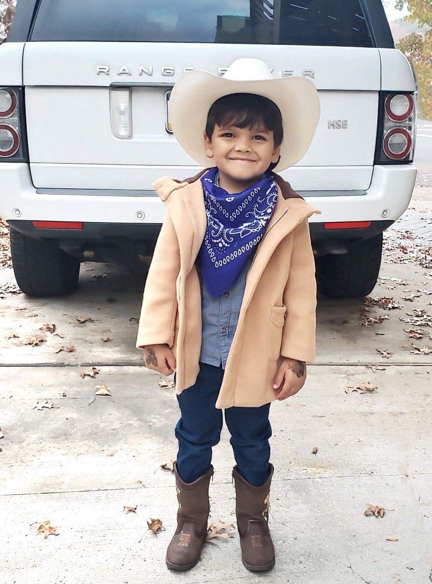 MidtownGirl's tweet photo. Our #SumnerHarris is 4! A look back at 2022 with his 1st #Yankees Game, #WestPoint Football Game, #Cowboy Style &amp; More <3 
https://t.co/9NrjtLqpYv https://t.co/6Ba5zSpTBT
