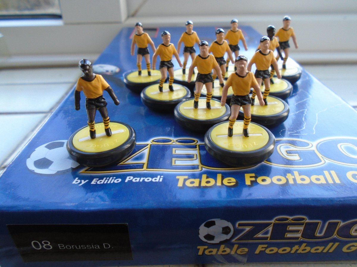 randomsh1t1471's tweet image. #Latestadditions
#Subbuteo #Zeugo

BORUSSIA DORTMUND Ref 8
ENGLAND REF 20
WERDER BREMAN REF 82
BAYERN MUNICH REF 83 

#Bluebox #Zeugo #Collection