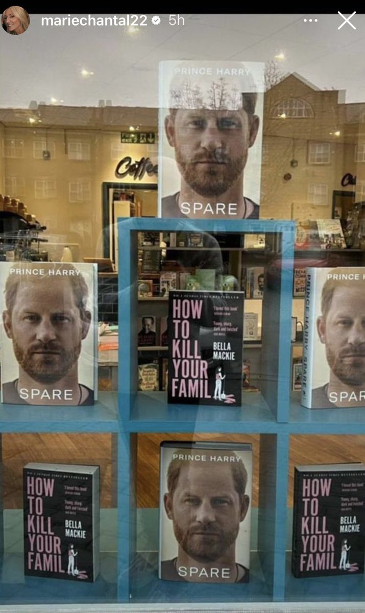 M_Kouvelas's tweet photo. Best bookstore window display #books #uk #PrinceHarry #HarryandMeghanExposed #BookLover #HarryandMeghan #HarryBrook https://t.co/folxKUC6nF