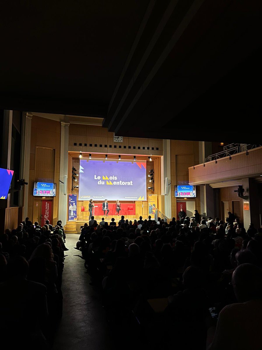 Sciences Po tweet media