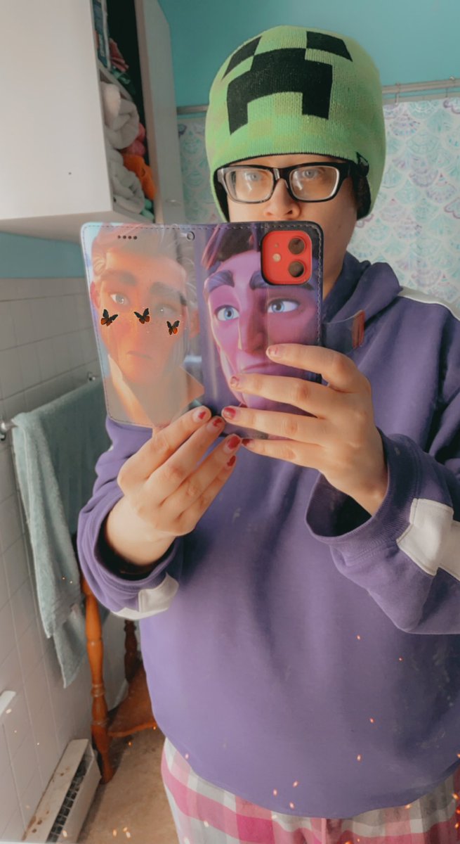 PenqySlxyz's tweet photo. New phone case. Who dis? Do you love it? Hehehehe XD๐ฐโณ๐ช #scrooge #ebenezerscrooge #scroogenetflix #netflixscrooge #achristmascarol #scroogeachristmascarol #silverhairedfox #silverfox #daddyscrooge #lukeevans #scroogelukeevans #lukeevansscrooge #dilfscrooge #dilfdaddyscrooge https://t.co/W6POuT7PcP