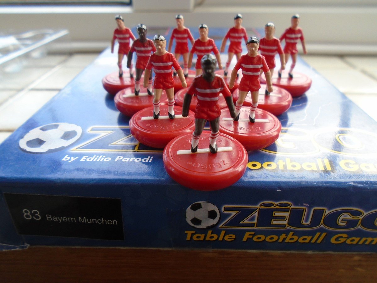 randomsh1t1471's tweet image. #Latestadditions
#Subbuteo #Zeugo

BORUSSIA DORTMUND Ref 8
ENGLAND REF 20
WERDER BREMAN REF 82
BAYERN MUNICH REF 83 

#Bluebox #Zeugo #Collection