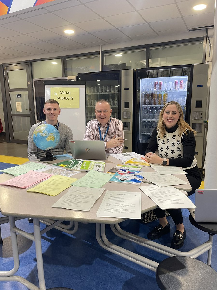 GhsHistorydept's tweet photo. Come along to our Social Subjects table at GHS Options Evening to find our more about our courses!📚📝 @MrCruickshanks_ @GracemountHigh https://t.co/G6bBY2svZv