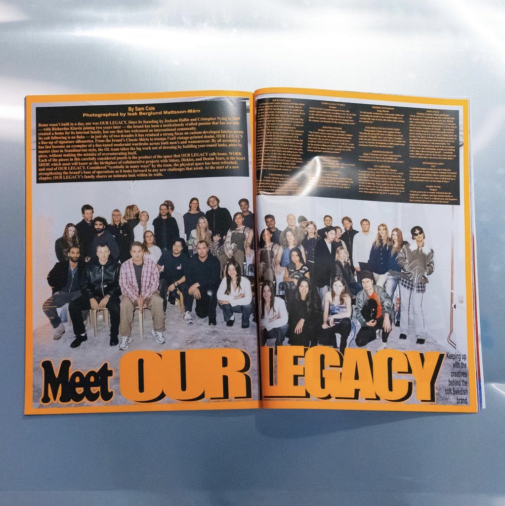 type01_'s tweet photo. Loving these type-centric editorial spreads in last years Winter issue of @highsobiety magazine by @martinmajor 

#type01 #editorialdesign #graphicdesign #highsnobiety #magazine #martinmajoroffice #typography #typographydesign #editoriallayout #design #art #fashion https://t.co/6w7buUjQgr