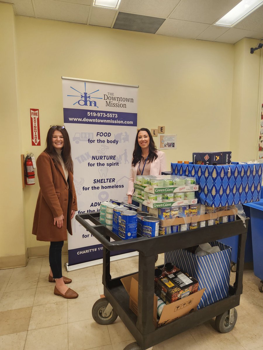 This past holiday season, our #Visioneers from Canada came together to make a donation to The Downtown Mission of Windsor 🤝🥫

Our team donated a total of 4 boxes of non-perishables, as well as a generous monetary donation to support those in need in our local community!