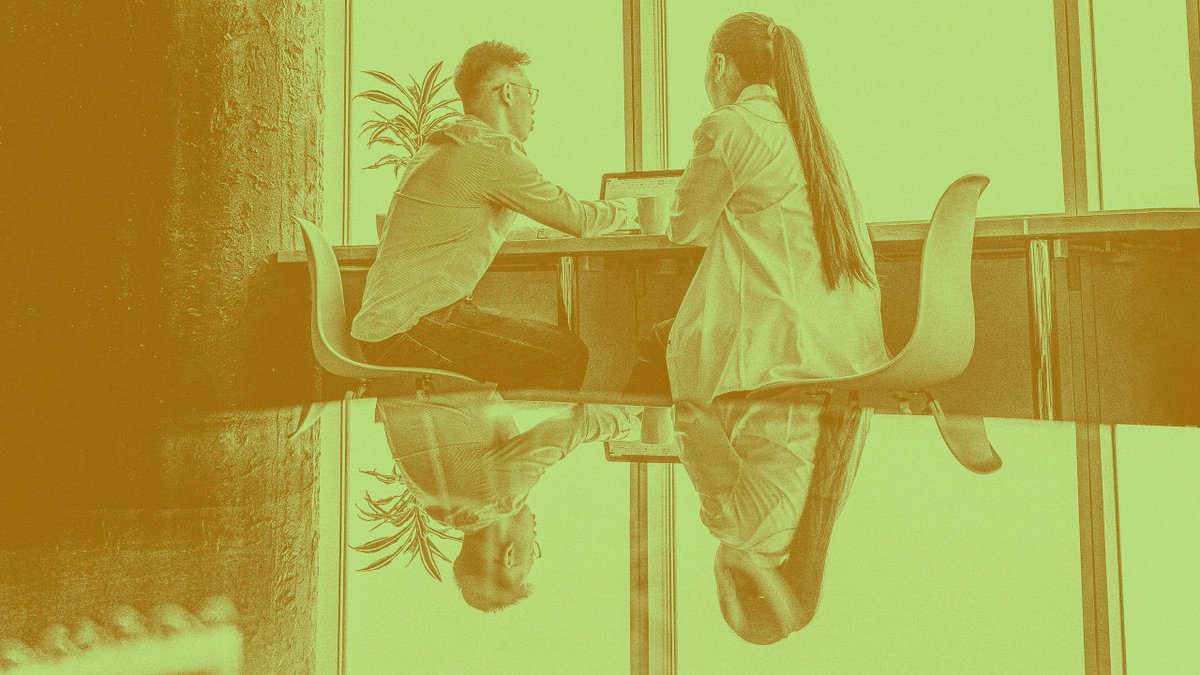 Macs_List's tweet image. Employers and employees are juggling what their new normal looks like. Here are five #EmploymentTrends that will shape the #Workplace in 2023 from @FastCompany, starting with upskilling and soft skills taking center stage. ow.ly/QJIv50MkYOU
