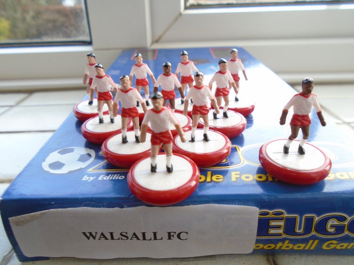 randomsh1t1471's tweet image. #Latestadditions #Subbuteo #Zeugo

#Subbuteoworldrange 

Rangers 
Shakhtar Donetsk
Walsall
Werder Breman

#Bluebox #Zeugo #Collection