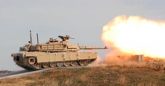 FightingFirst's tweet image. The #BigRedOne stays fired up for #TankTuesday 💥 #fightingfirst #boom