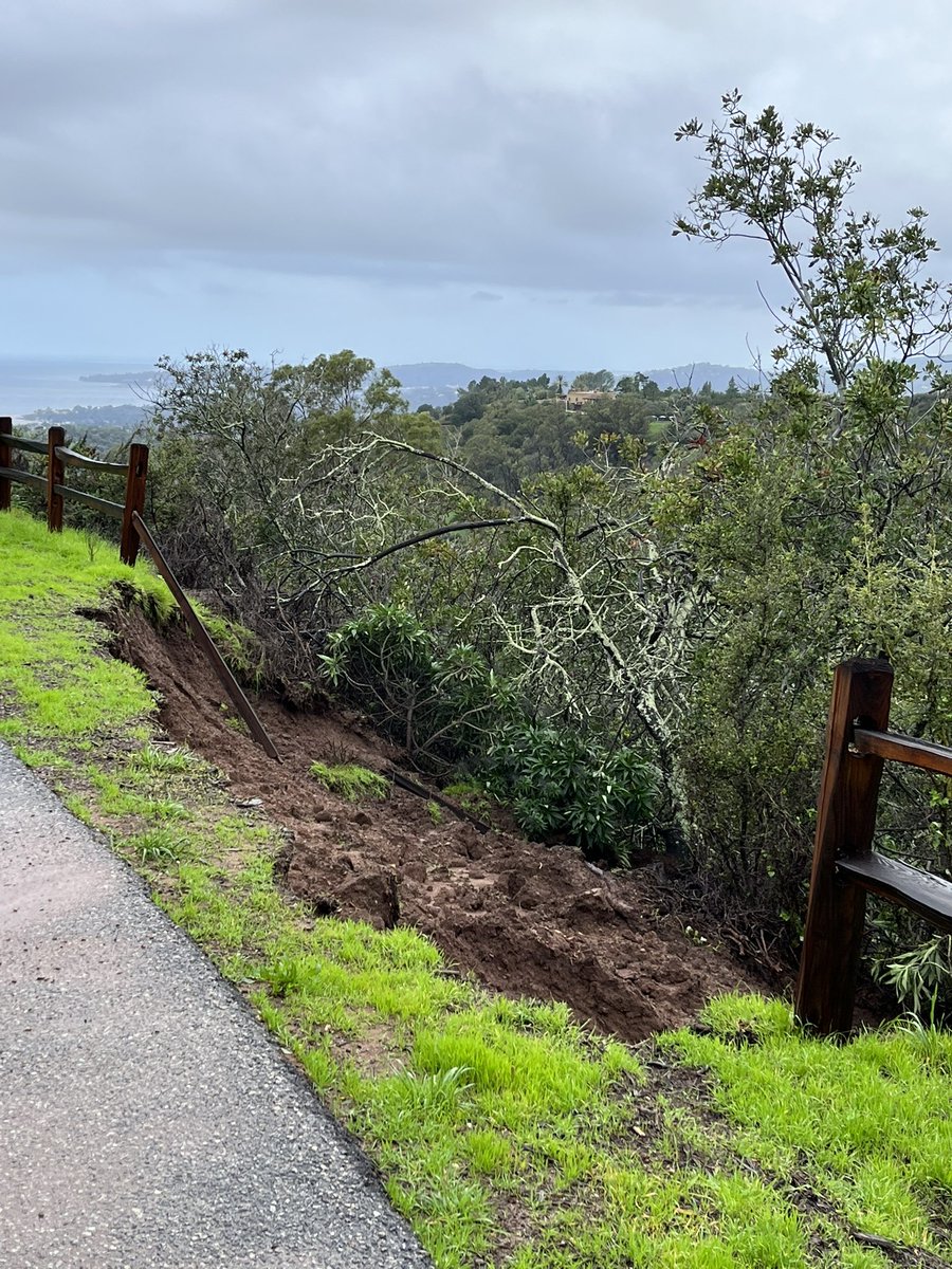 jlstrube's tweet photo. So it looks like crews are beginning to clear our driveway in Toro but even if they do, the hillside underneath the road is hanging by a thread. #Montecito #montecitostrong https://t.co/OGIPurGd04