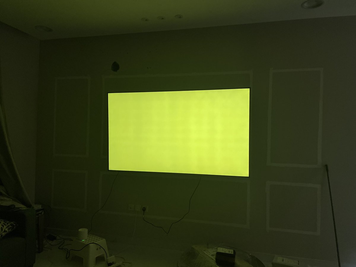 Mahmoud_Fayadh's tweet photo. @LGElectronics  is that normal in new 86UQ90006LC https://t.co/jqPMteM9Zy