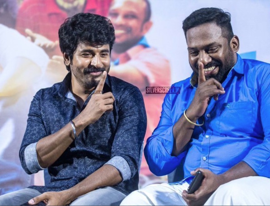 ajuravi's tweet photo. #varisudisaster
#VarisuFDFS
#VarisuPreviewShow
#VarisuPremiere 😂😂 https://t.co/d13EX445ST