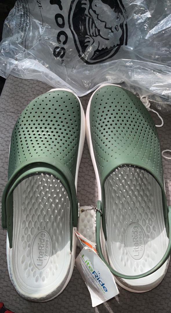 Crocs 
Size: big 41
Location: kaduna can be delivered to other states.
Price 17000